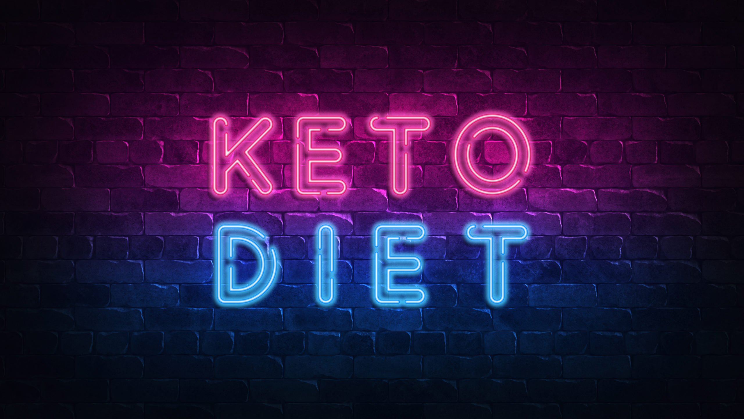 Keto: Neonschild mit Aufschrift Keto Diet auf einer Ziegelsteinwand